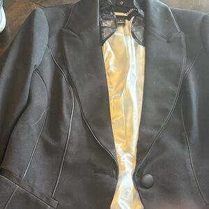 Elegant Black Blazer